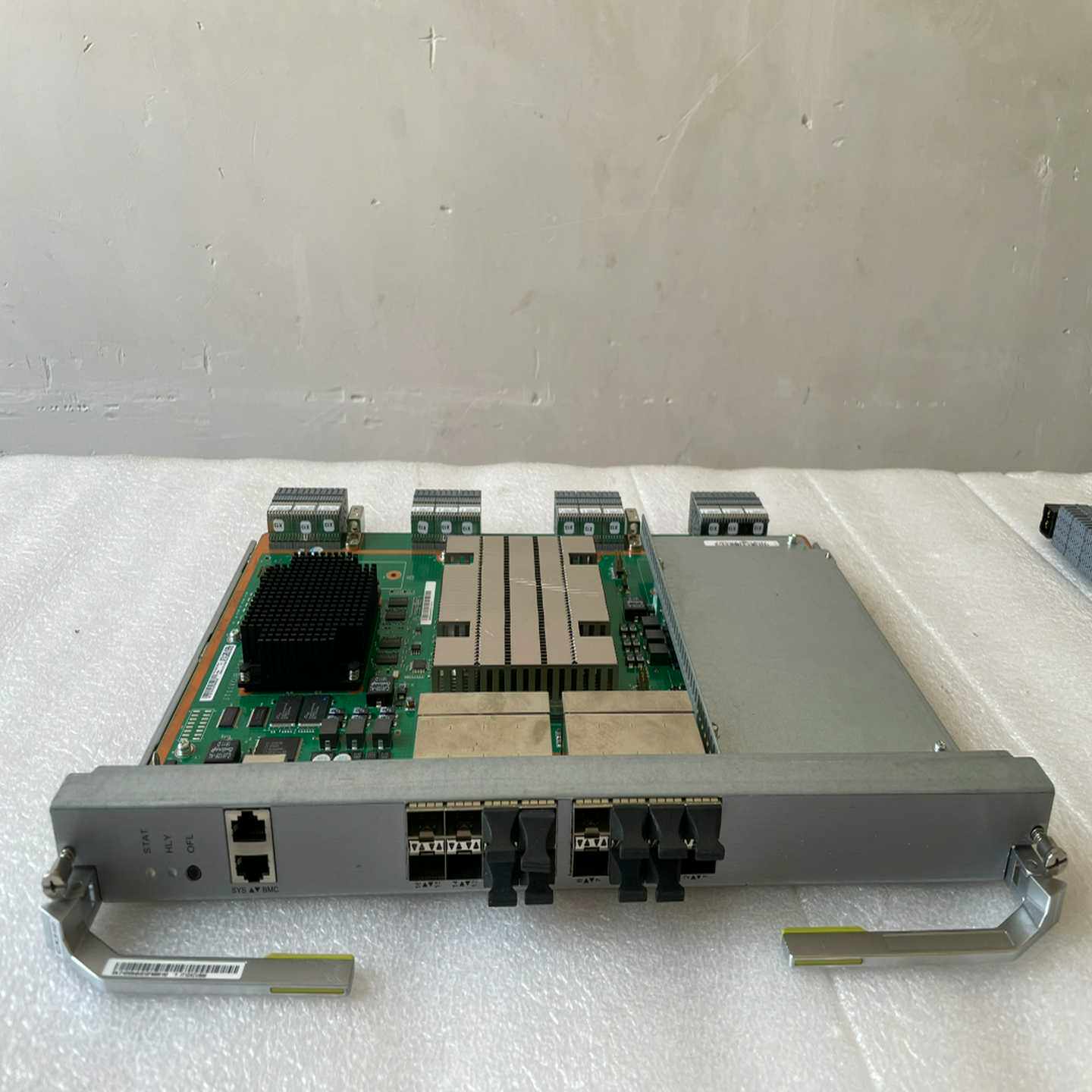 路由器ME60-X8 主控ME0D0SRUA470  SFU