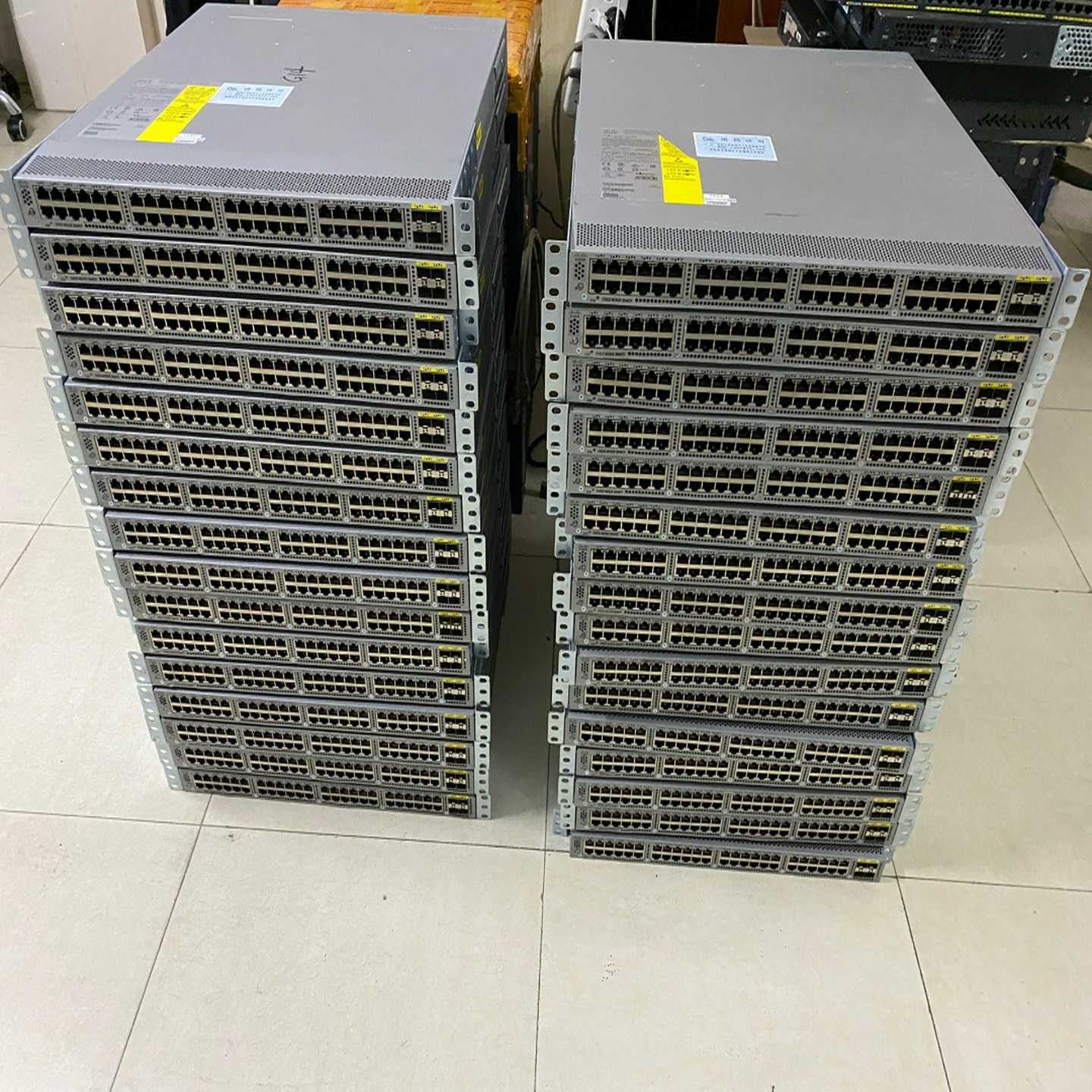 思科 N3K-C3048TP-1GE 48口千兆电口 4SF~议价