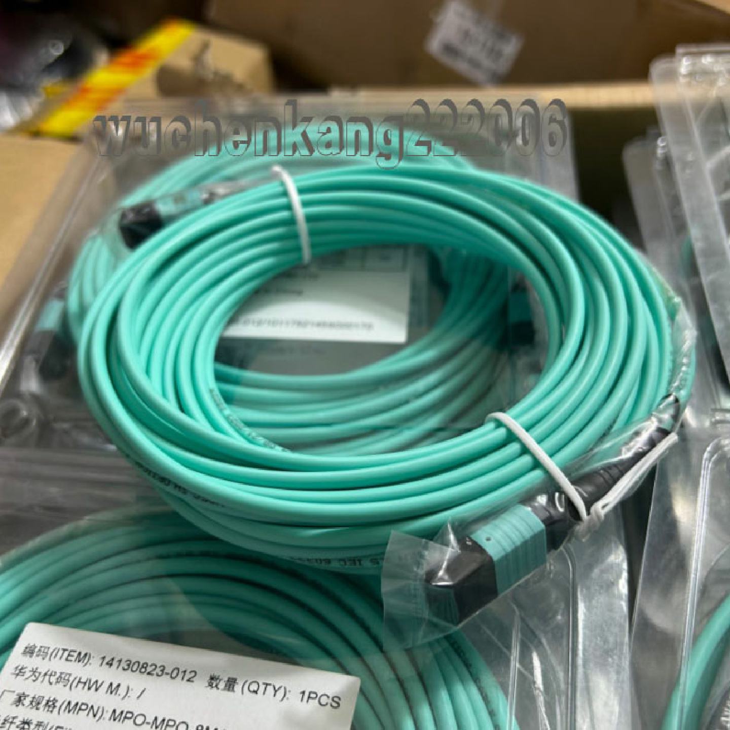 供应配10米多模40G光纤跳线MPO-OM3集束光纤线用QSFP光模块光缆*