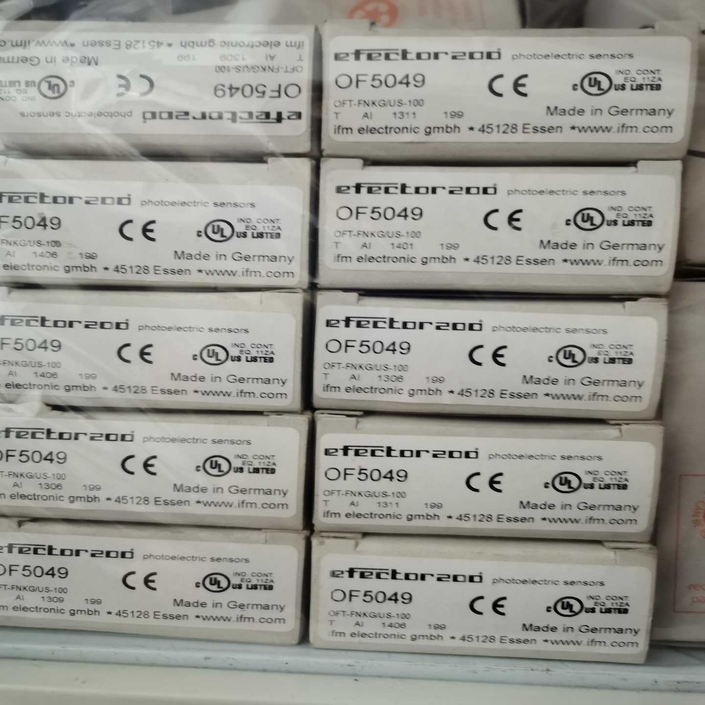 询价全新易福门OF5049光电传感器，德国制造，质量杠杠的！这款