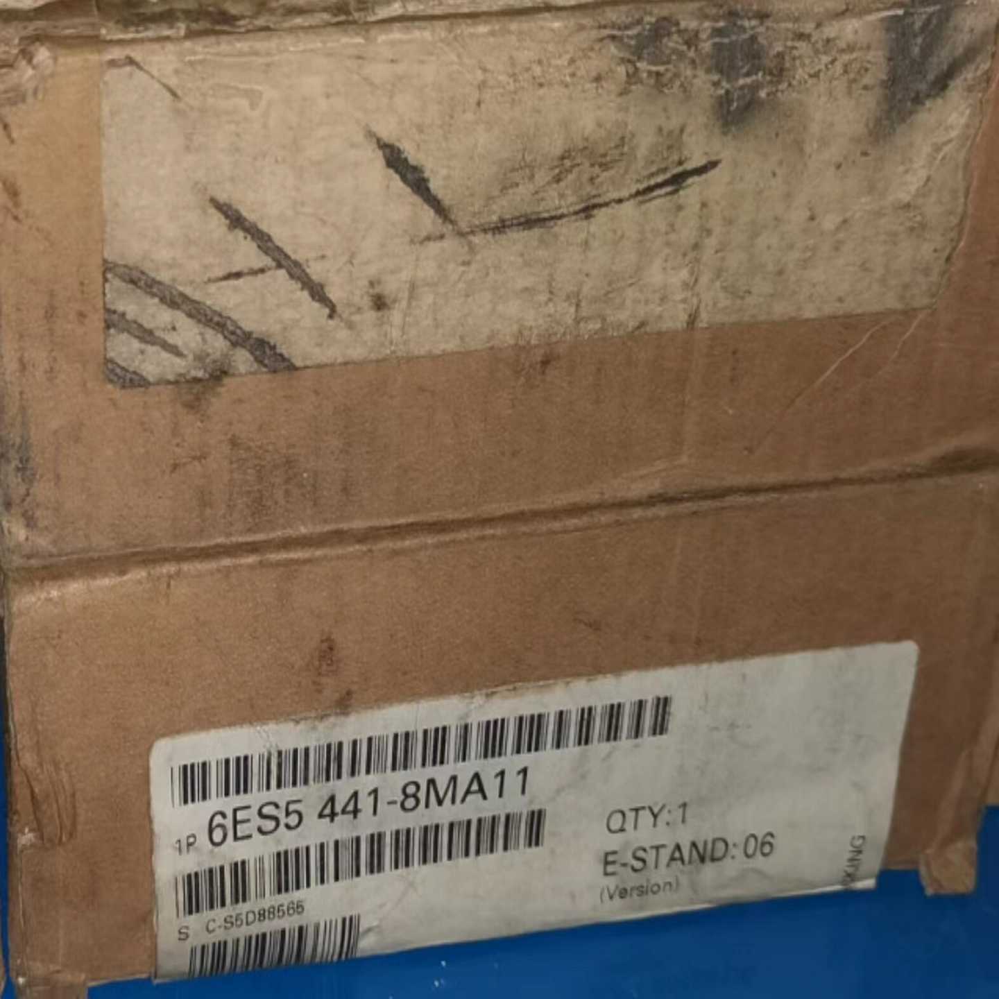 6ES5441-8MA11，一个开封无标签，一询价