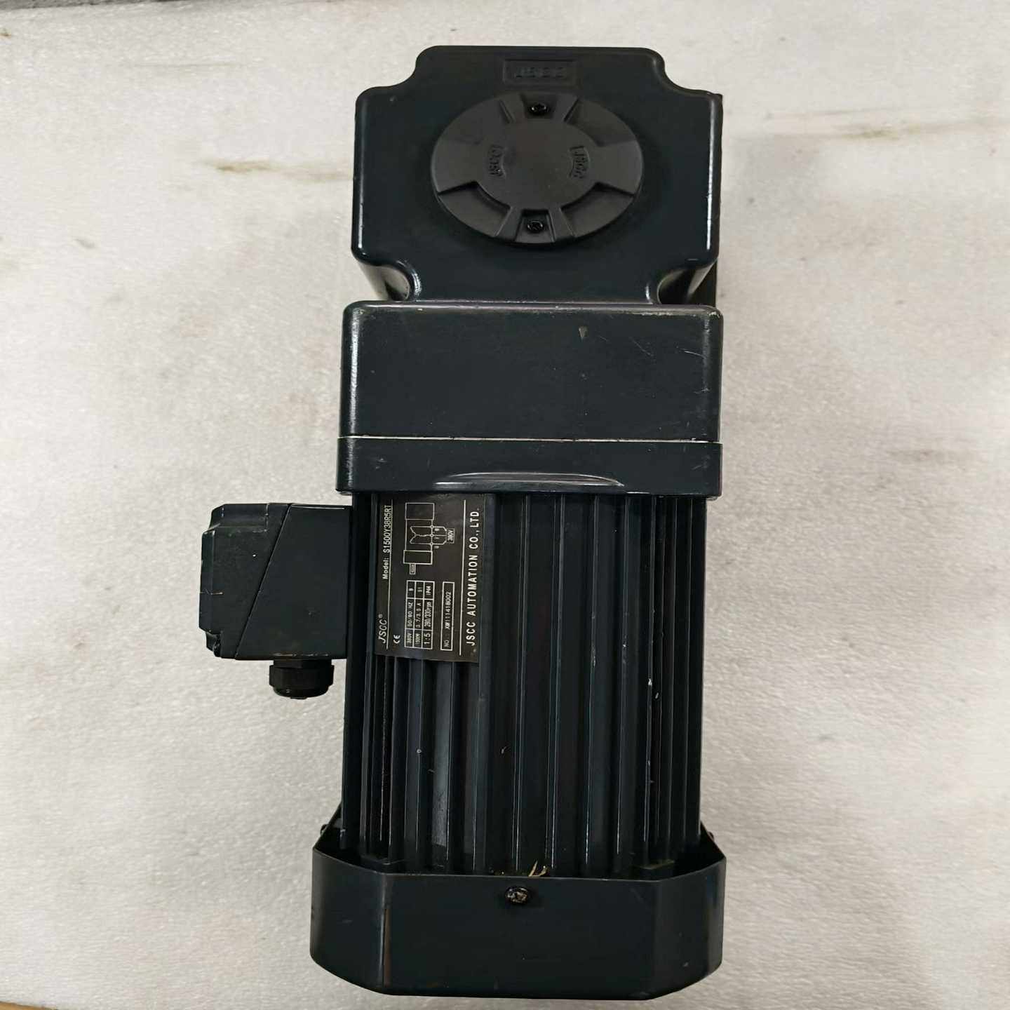 咨询-JSCC精研1500W三相中实直角齿轮减速电机S1500Y3