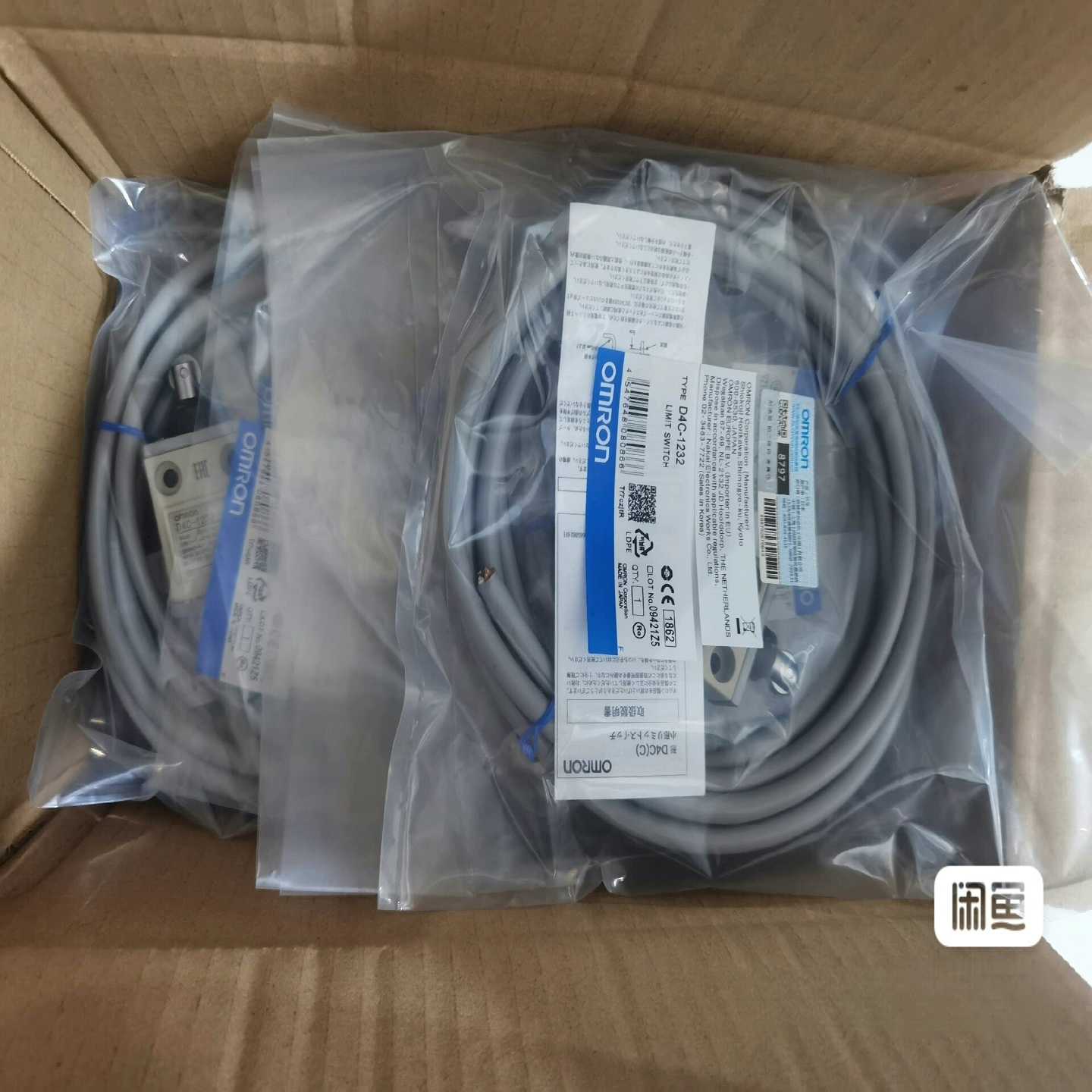 欧姆龙限位开关D4C-1232D4C-1220现货