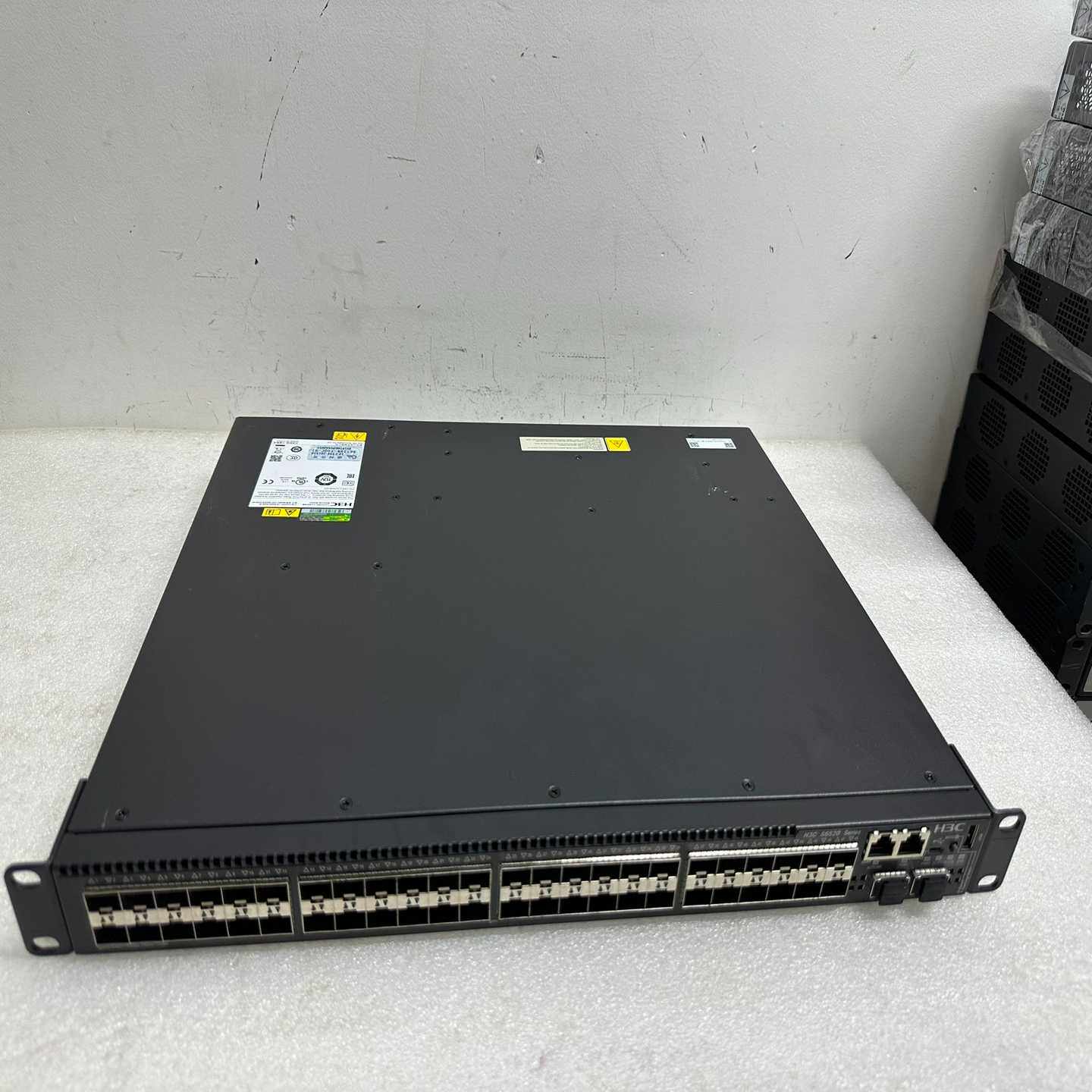 询价~H3C LS-6520X-54QC-EI 48口万兆光口+4