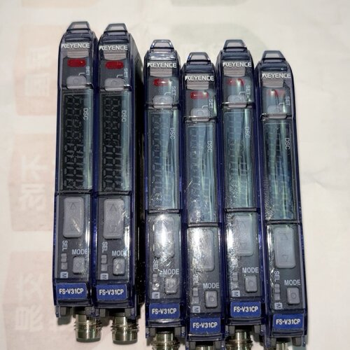 【询价】FS-V31CP, 基恩士FS-V31CP，9.9新，实适用