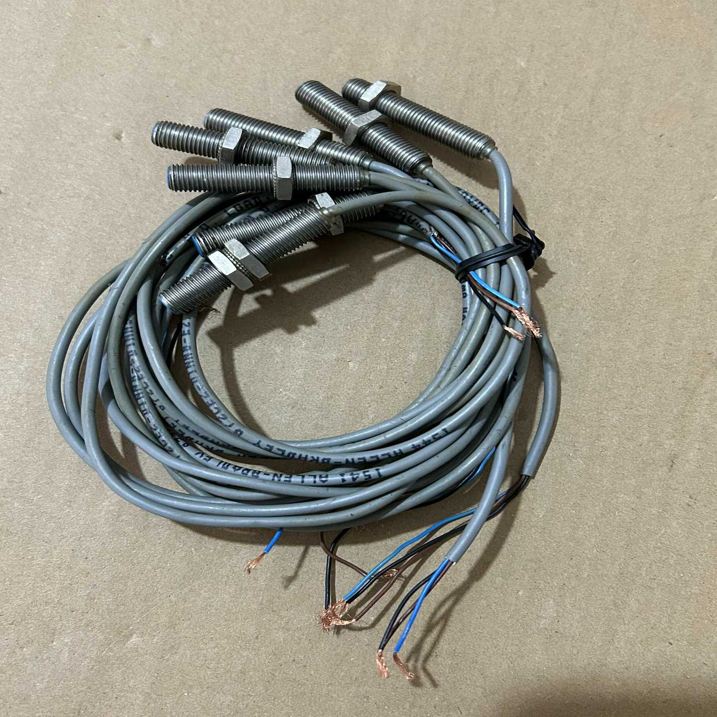 询价罗克韦尔872CEZ-D1NN8-E2