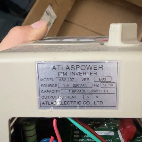寻ATLASPOWER变频器AS2107单相220V输入