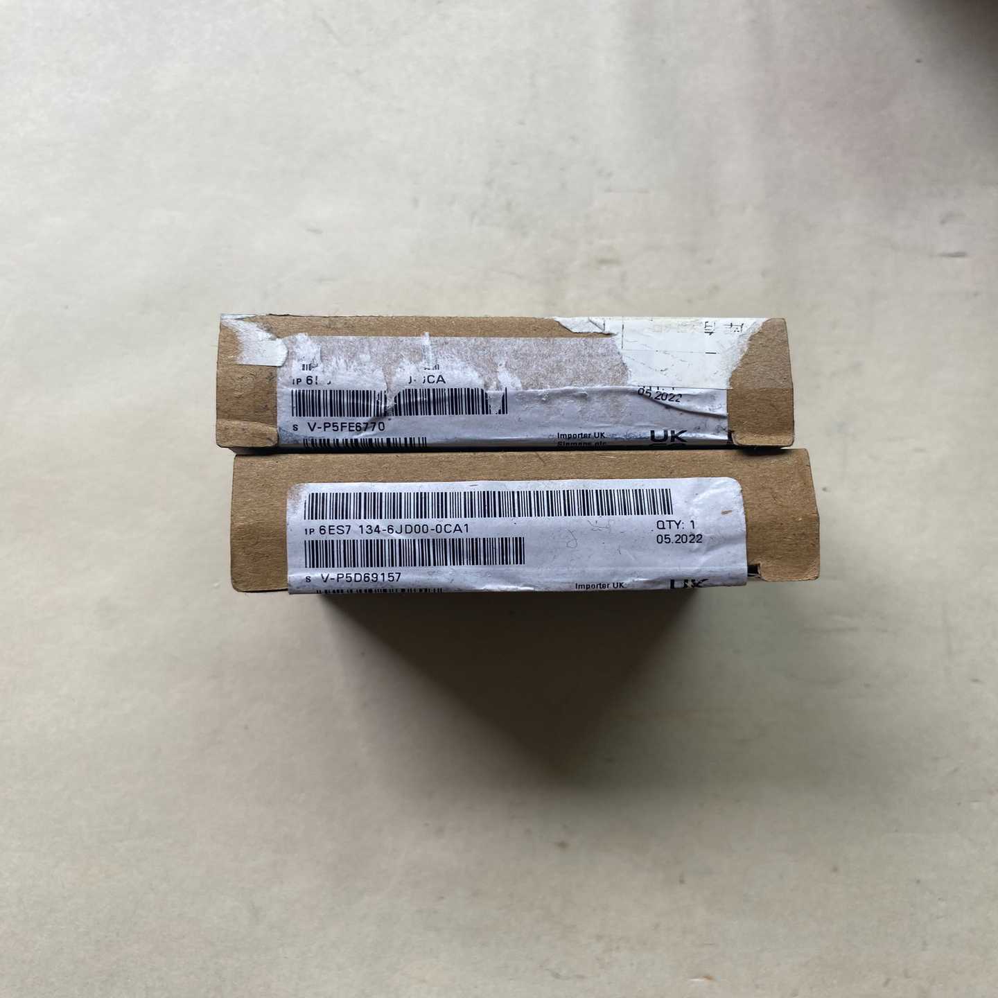 西门子可编程控制器模块，型号6ES7134-6JD00-0C--议价商品