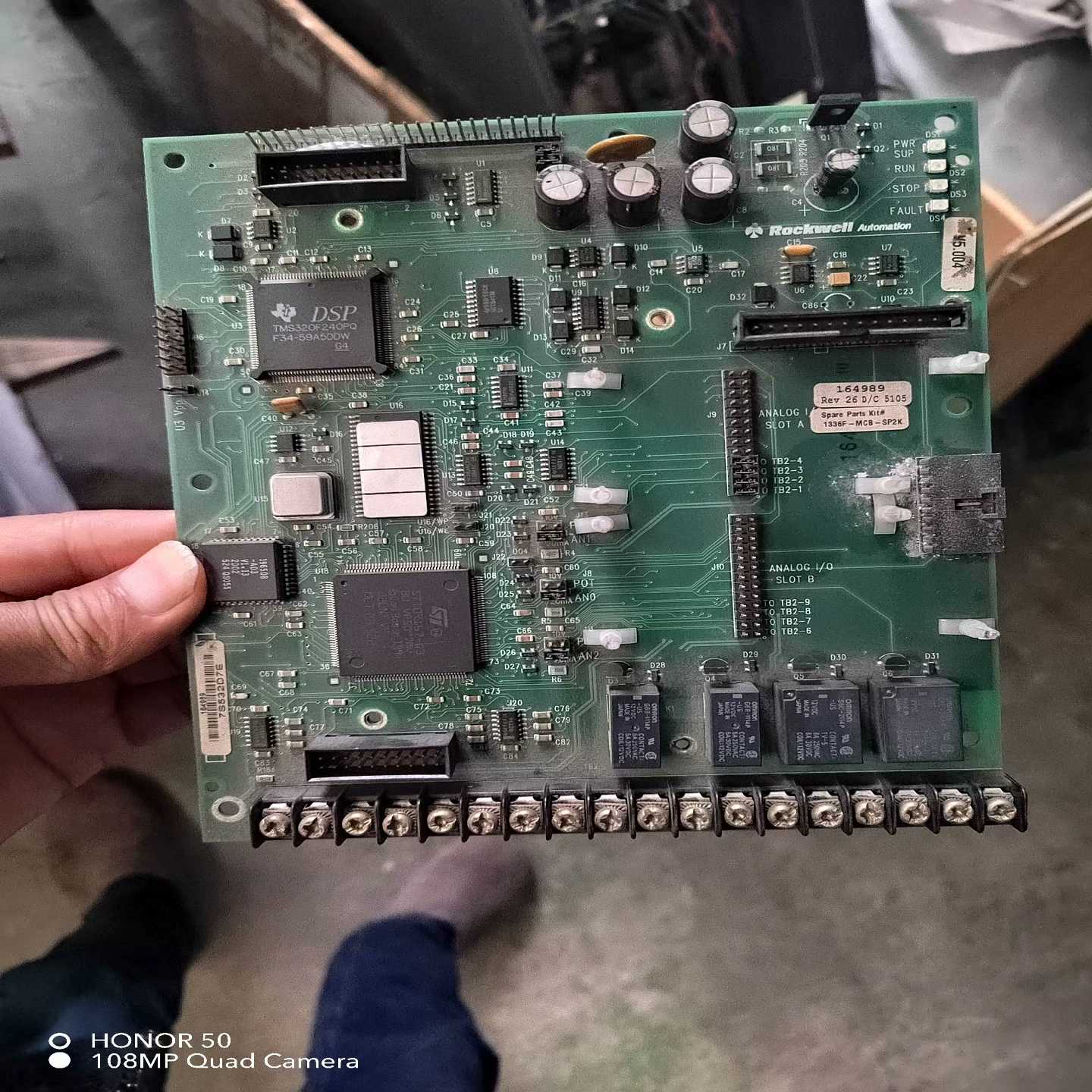 16498926D/C5105询价