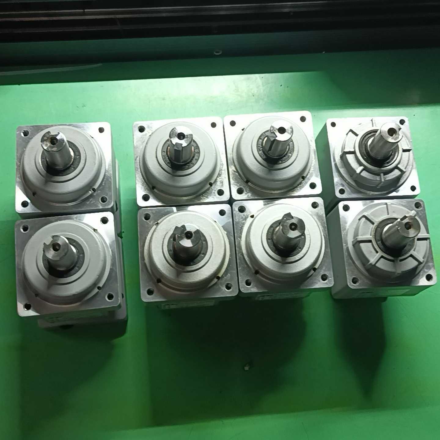 ZD中大行星减速机，型号78ZDR9-0021两个，78ZD-议价