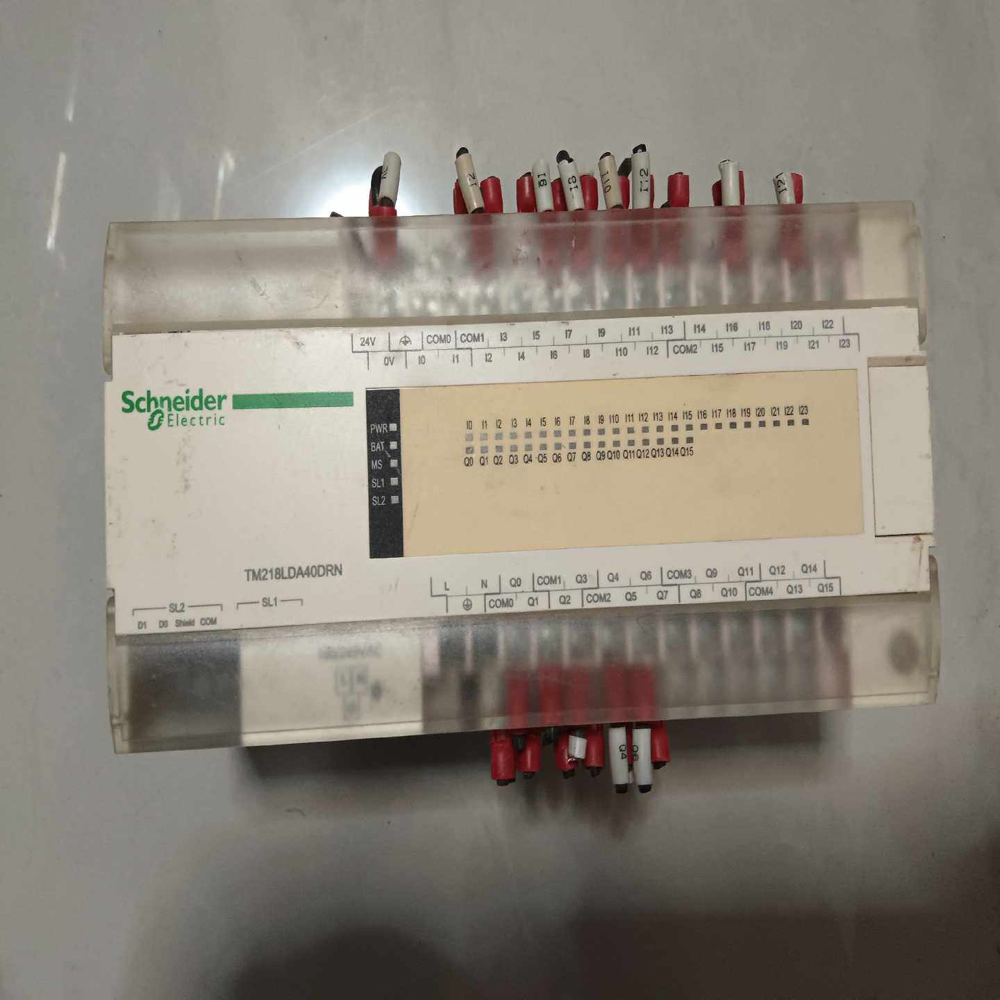 议价施耐德plctm218lda40drn成色型号样式如图