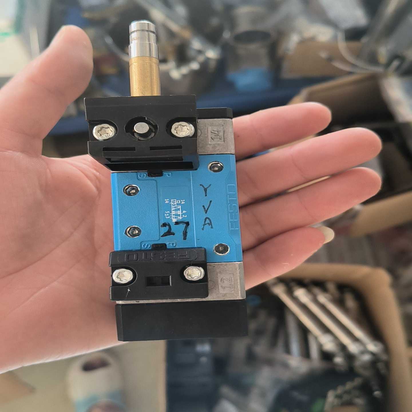 德国FESTO费斯托电磁阀，MN1H-5/2-D-1-FR---议价商品