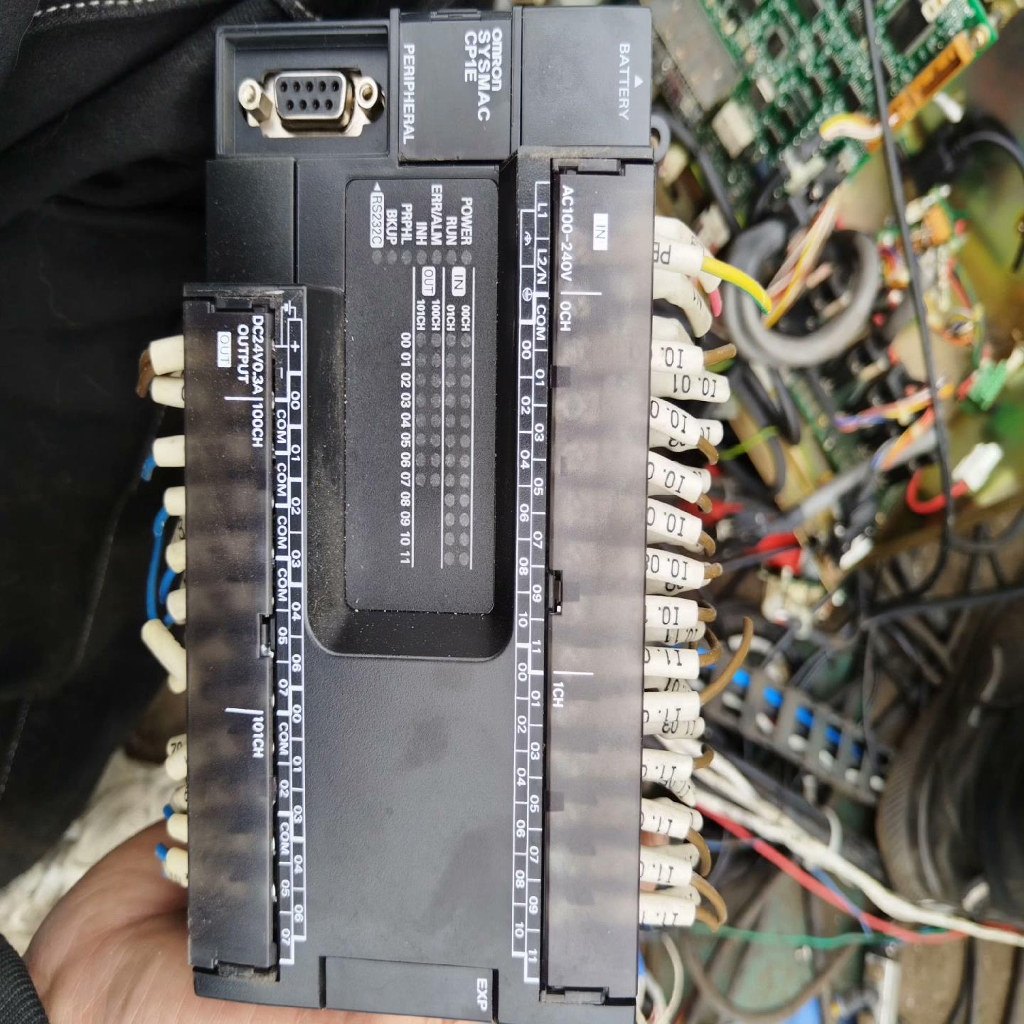 PLC，CP1E-N40SDR-A ，，成色漂（佳毅工控）