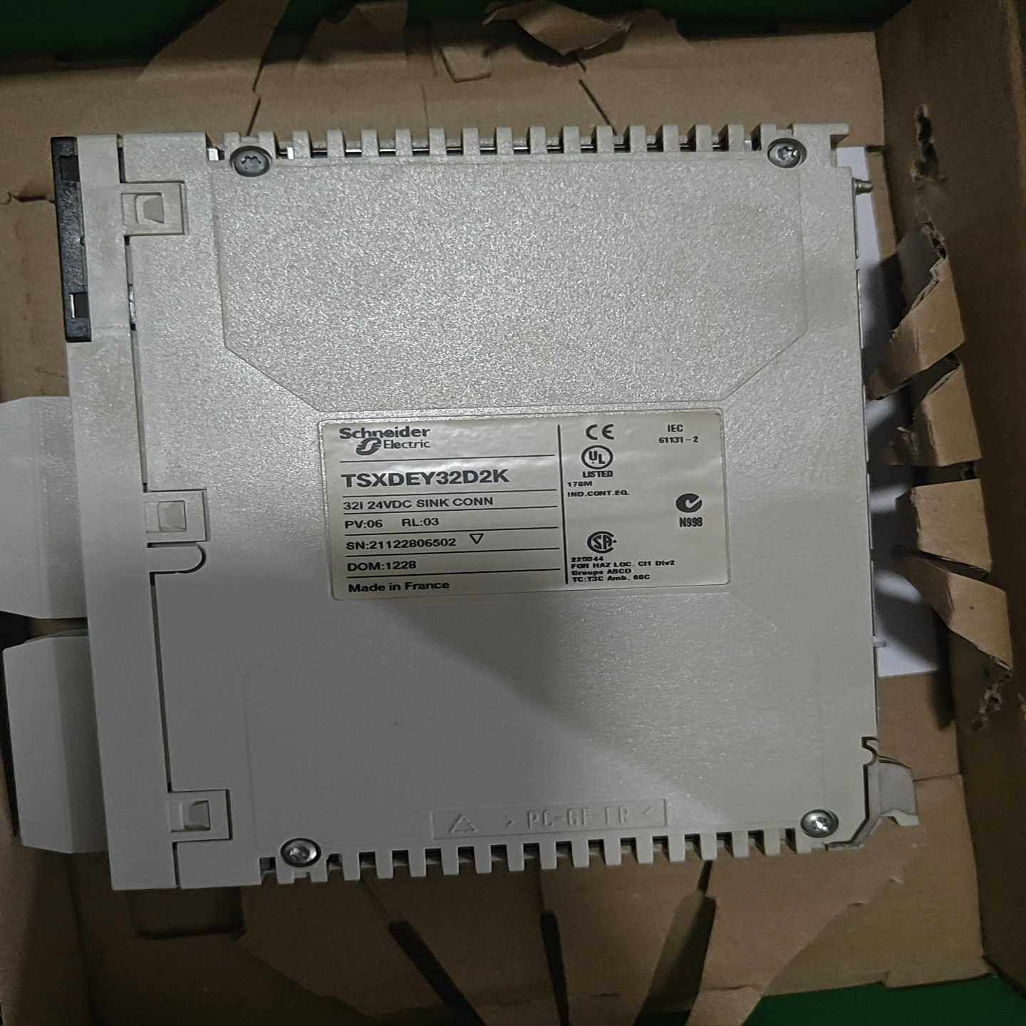 询价施耐德模块TSXDEY32D2K全新正品，开封未使用，