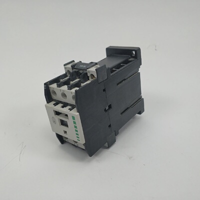 寻XKlockner Moeller DIL0MG contactor. 24VDC