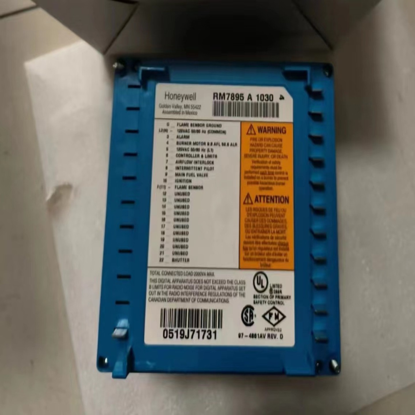 EC7895C1000   RM7890B1030   EC【侨报商行】