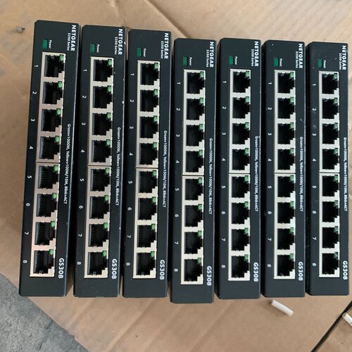 寻I网件GS308v38端口千兆非网管交换机
