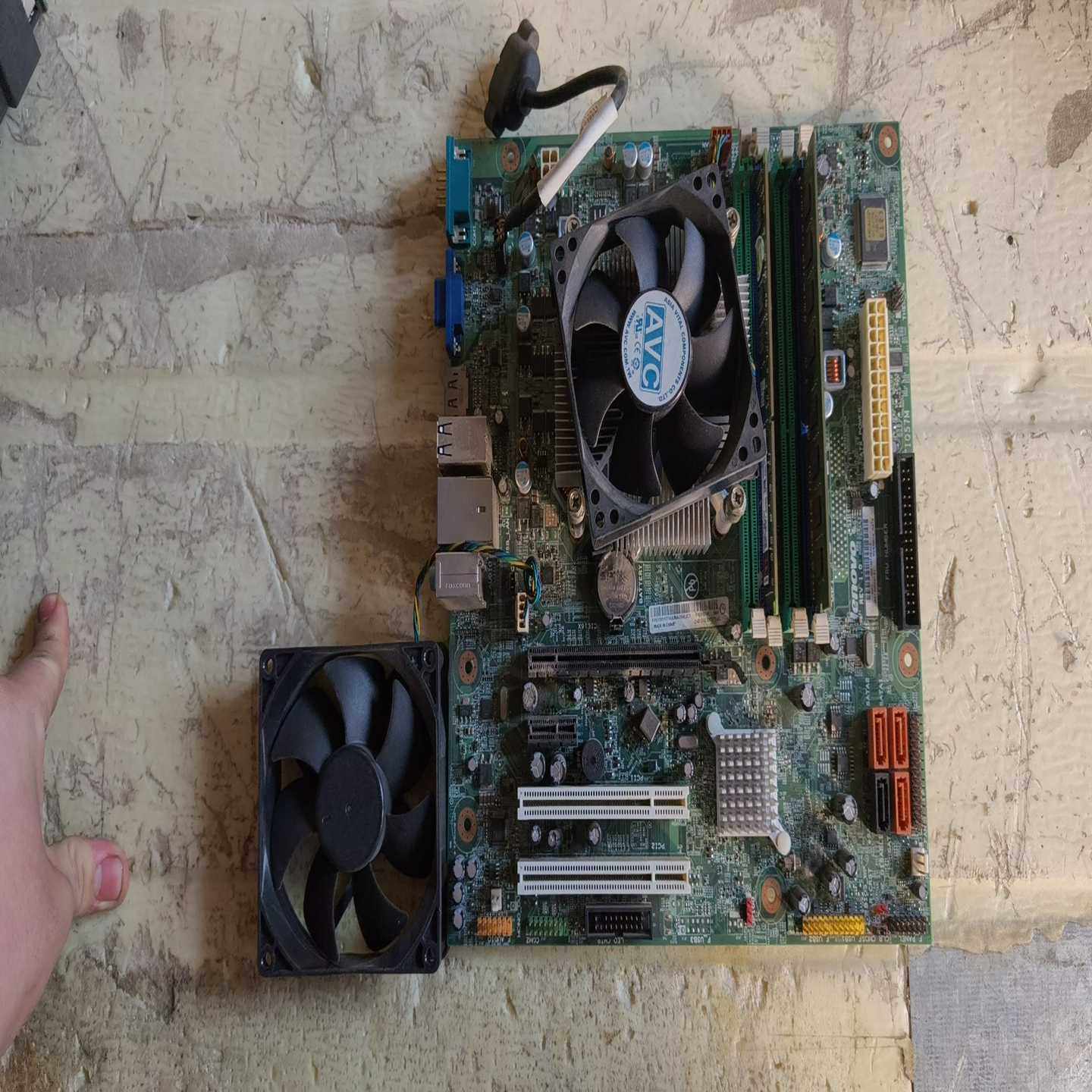 联想的电脑主板要的聊CPU看图片型号看图23年用过能开机--议价