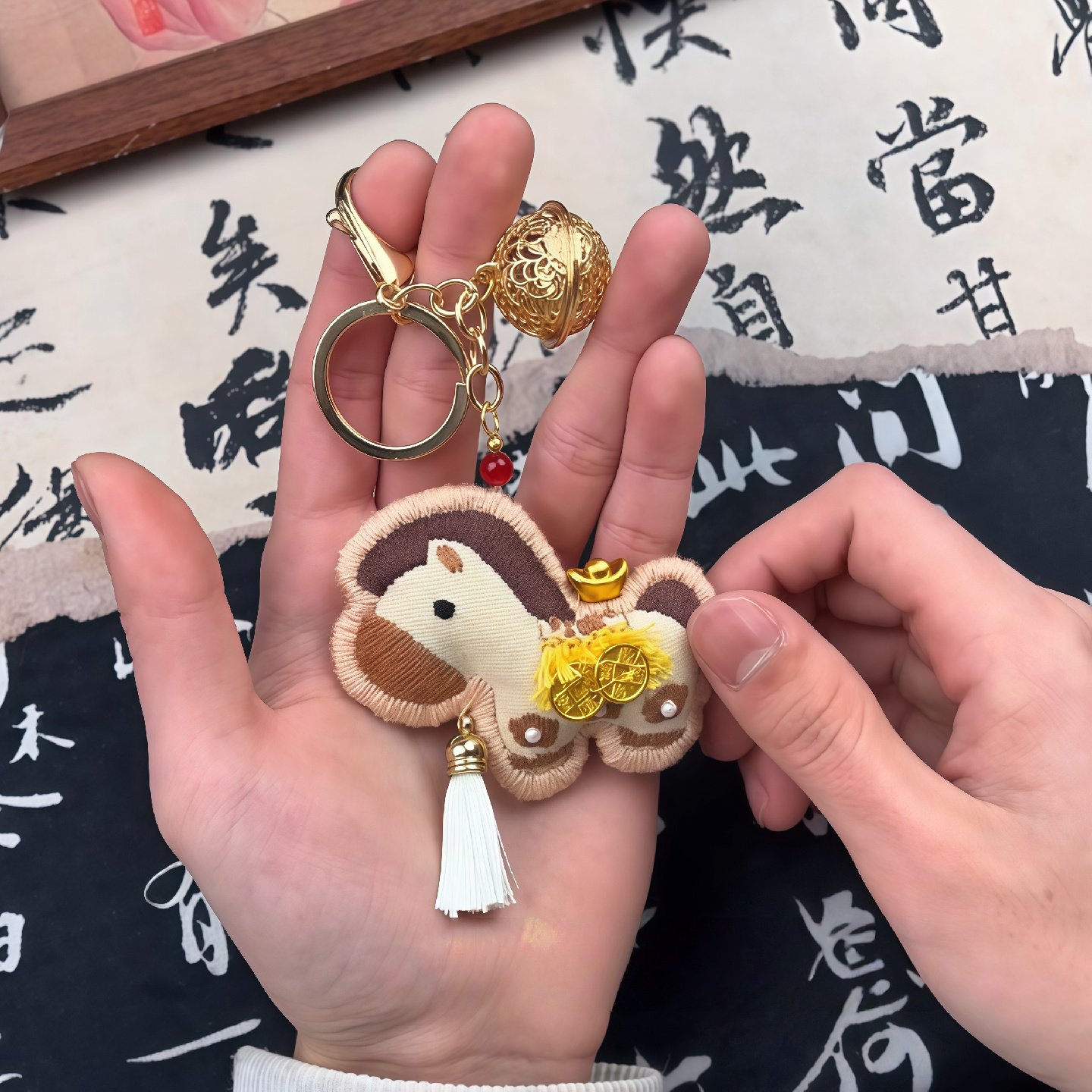 刺绣小马香囊包挂件手工diy材料包创意刺绣钥匙扣送朋友新年礼物,居家布艺,缝纫DIY材料套装,淘宝优惠券,粉丝福利购,淘宝优惠卷