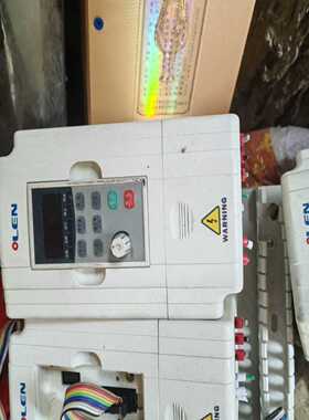 (重工机械)欧纶变频器，O5M-0.752-1，拆机品相可以，有6