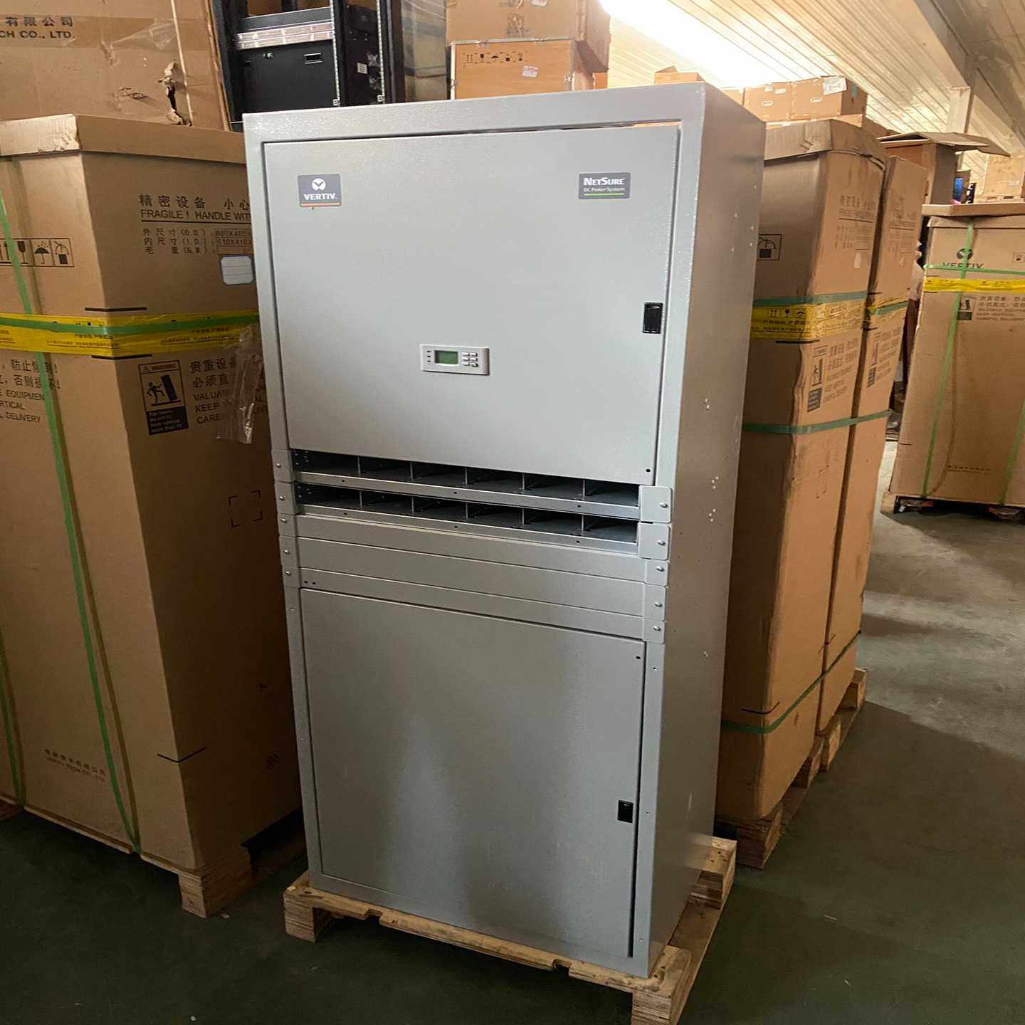 维谛NetSure731CC2-X5高频开关电源尺（零零电子）