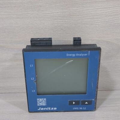 JANITZA UMG 96S2 ENERGY ANALYSER 5234002 WITH DENTS ON THE S