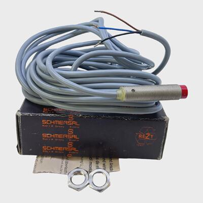 Schmersal IFL41210PS1976 Inductive Proximity Switch 10082154