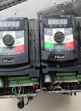 【询价】日业变频器CM530H-4T2RGB/4R0PB两台