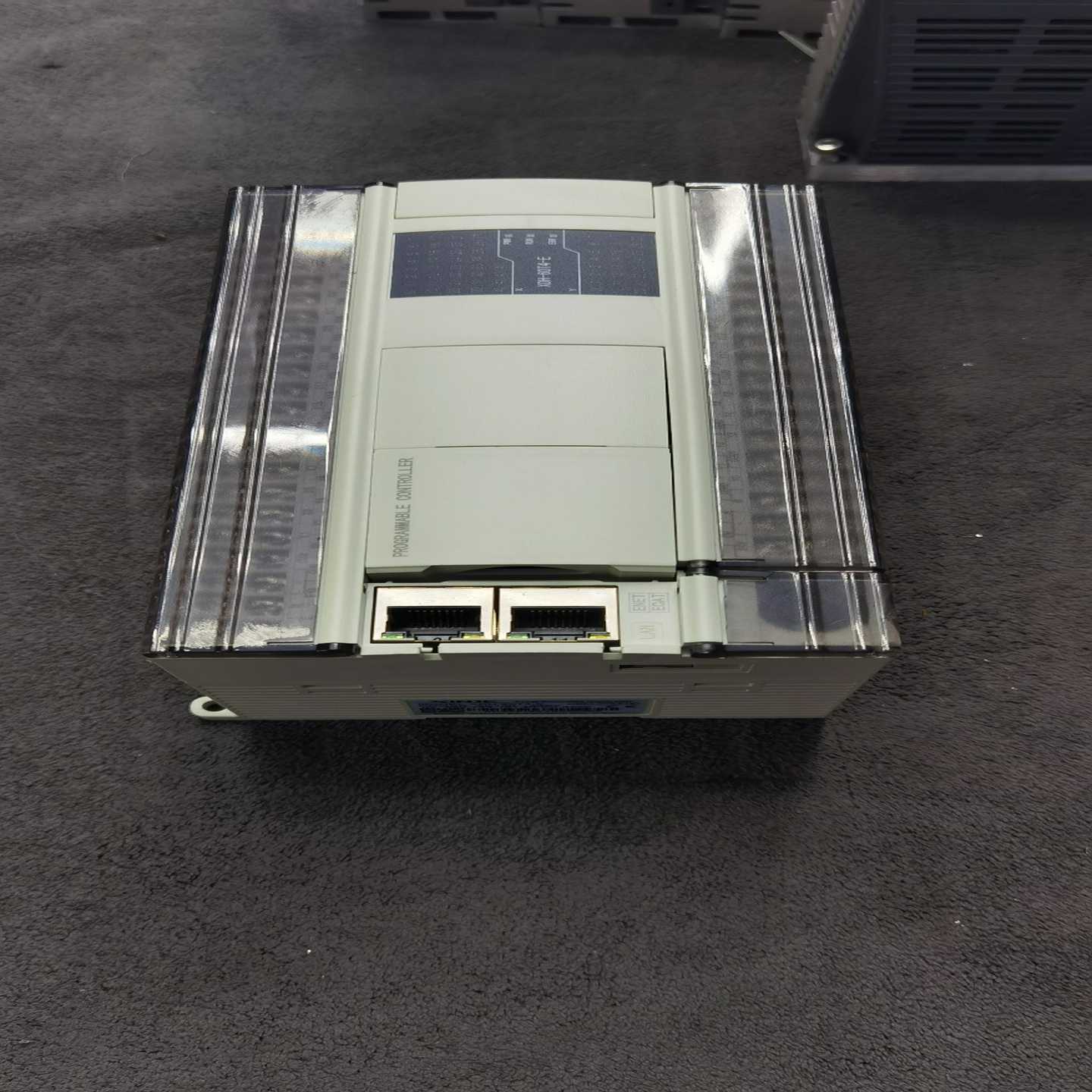 议价~信捷PLC型号XDH-60T4-E件一台正品，基本没