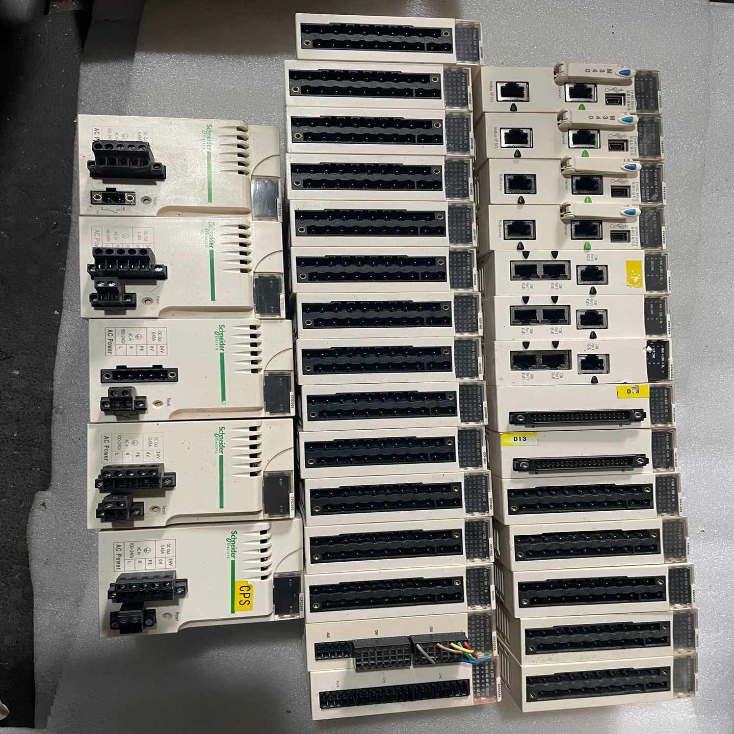 施耐德PLC模块、BMXP342020、4个，BMXNOM0