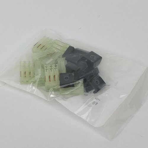 寻XPancon 473470  CE156F203RS Connector 3 Way 200 AWG 10 Pie