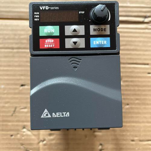 台达变频器vfd007e43a，议价商品