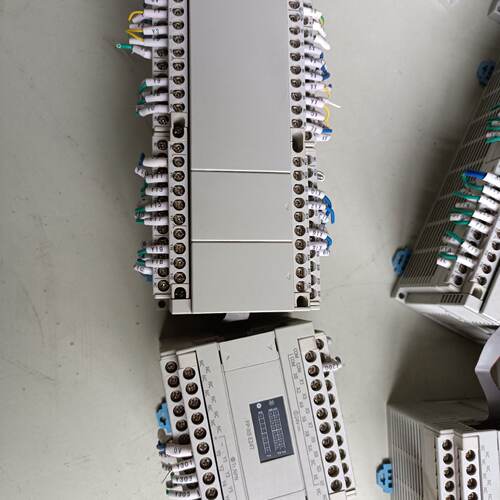 议价Plc Expansion Module Afpxhc60t Afpx0e24t适用