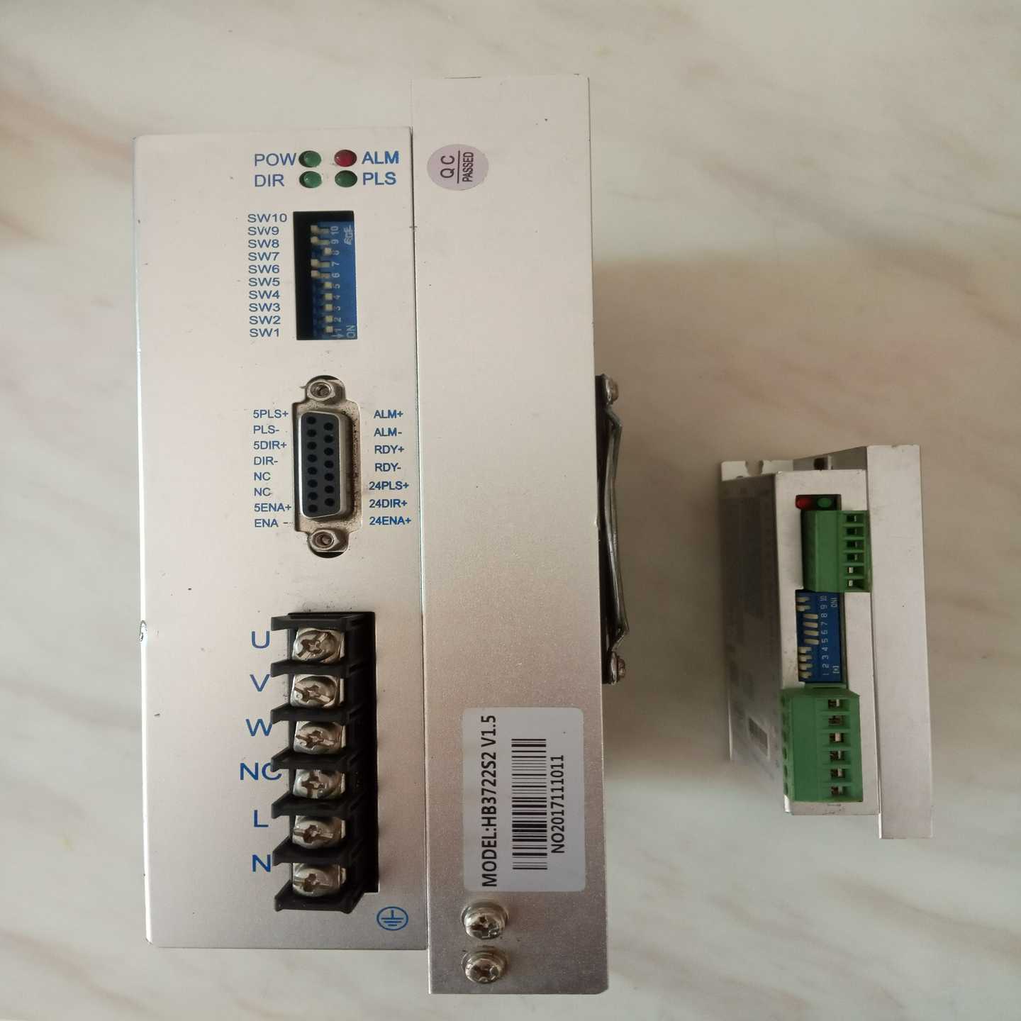 配件SEA2M44步进驱动器HB3722S2议价