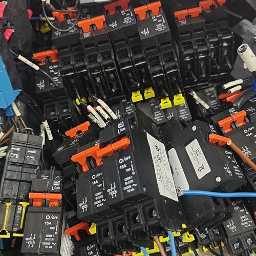 CBI断路器QL213DM115A议价
