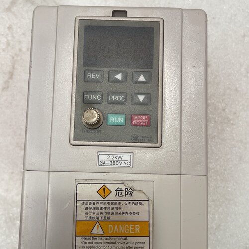 询-亚泰变频器TYBT5一台2.2kw380V