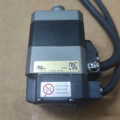 【询价】AZM46AK 东方马达电机 ，成色如图
