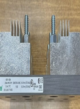 LITTLEFUSELFT606003CSFUSEBLOCKFORTCLASSFUSES**USED