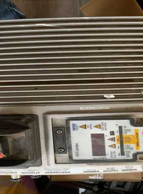 议价Lenze伦茨变频器E84DSPBC1524R2SLCE！拆