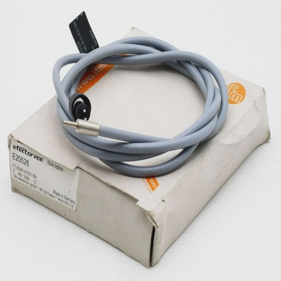 ifmefector200E20526FT-00-M-V-E3/1,5MLichtleiter-unused/