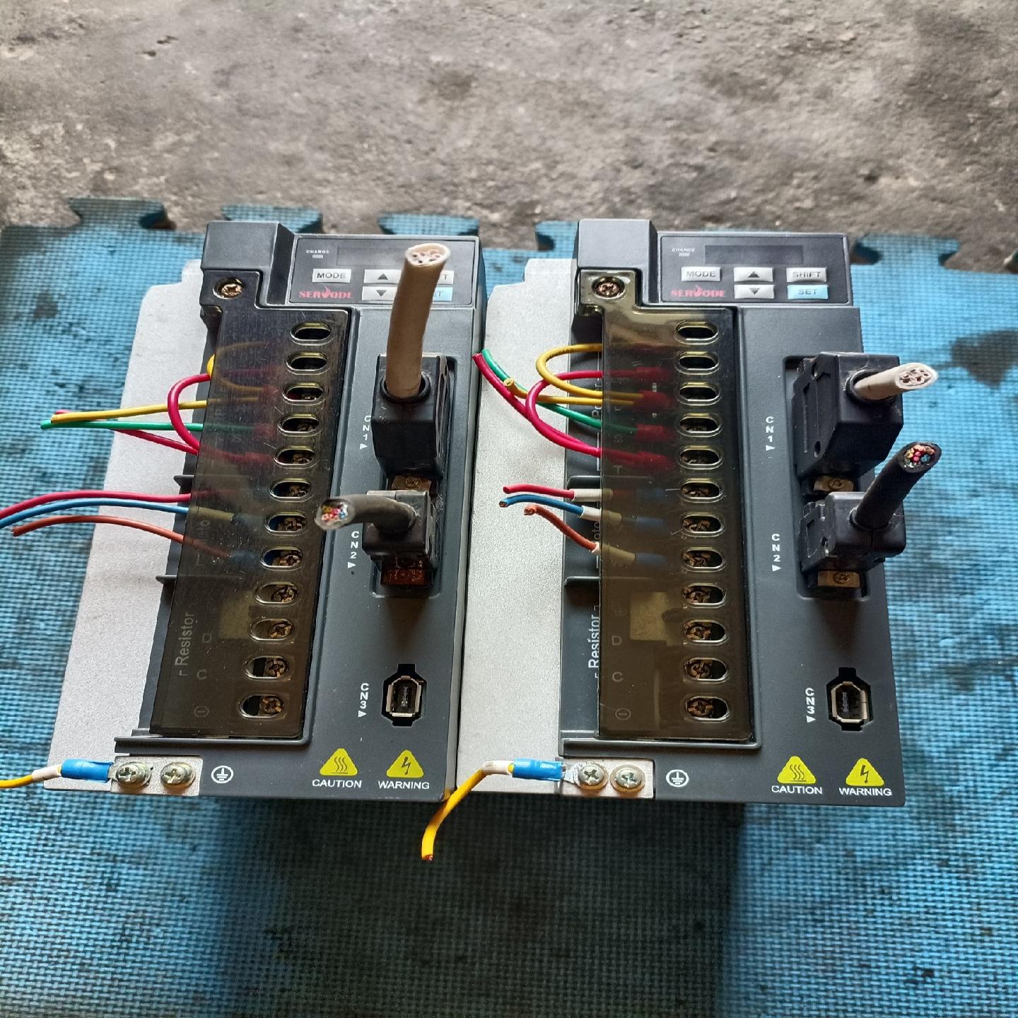 赛孚德驱动器2，3KW刚拆机成色如图完好无损2台功能包好、2--议价