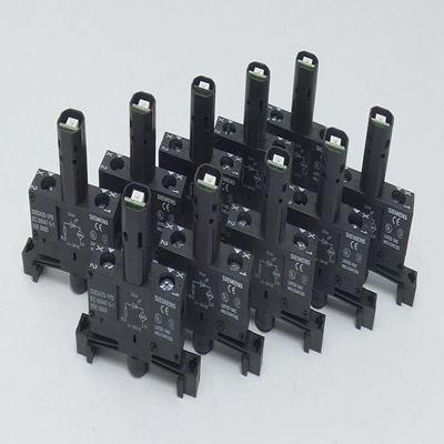 10xSiemens3SB3420-1PDLampenfassungmitLEDblau-unused-