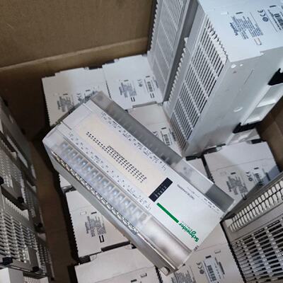 议价施耐德PLC控制器TM218LDA LDAE 40 24 16 60 DRN DRHN DRPHN