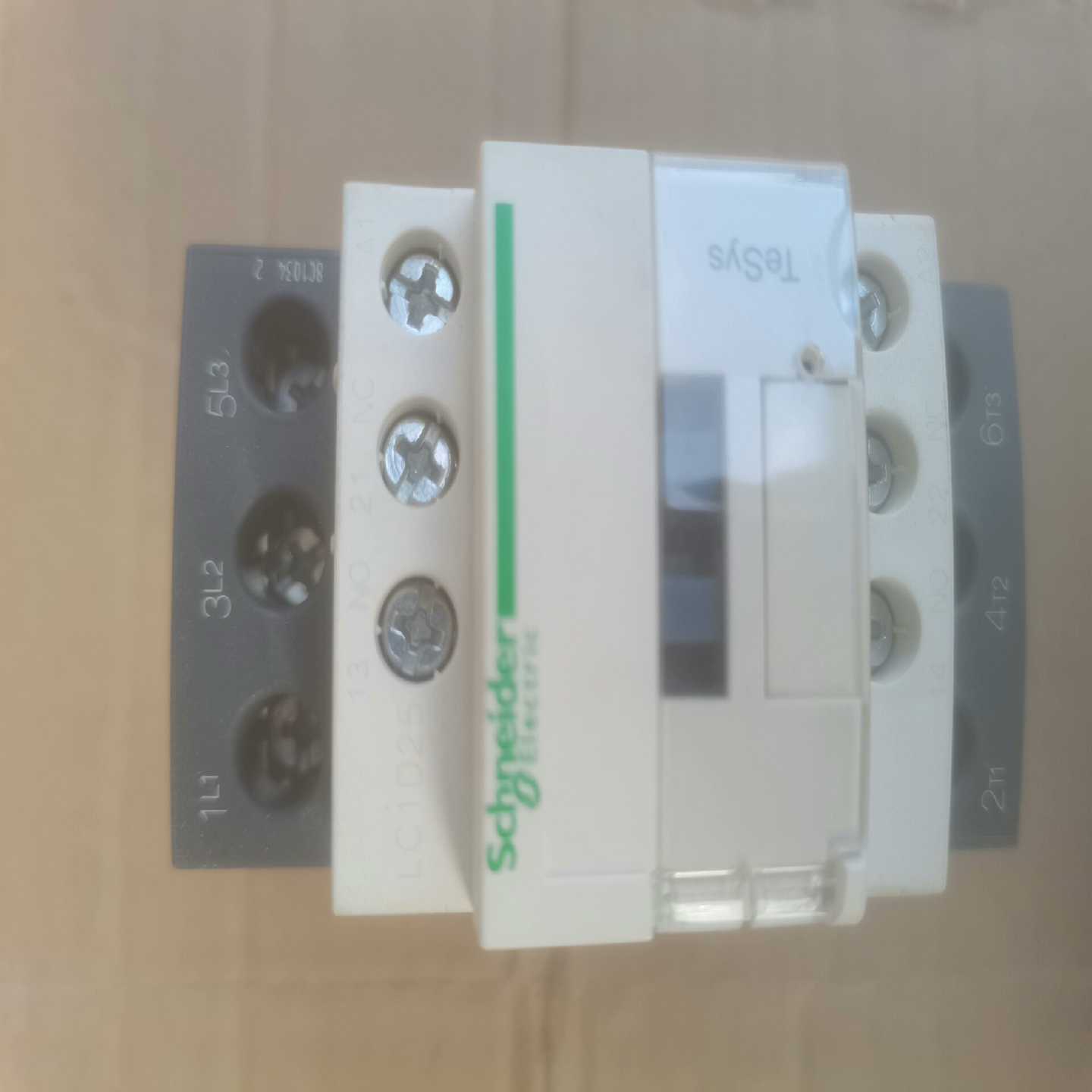 【议价】原包装LC1D25M7C10只适用