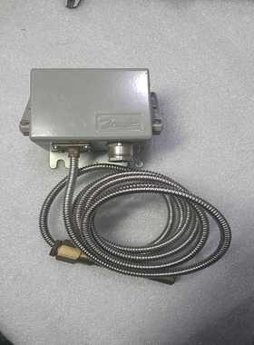 丹佛斯，KPS81，060L3106温度传感器（零零电子）