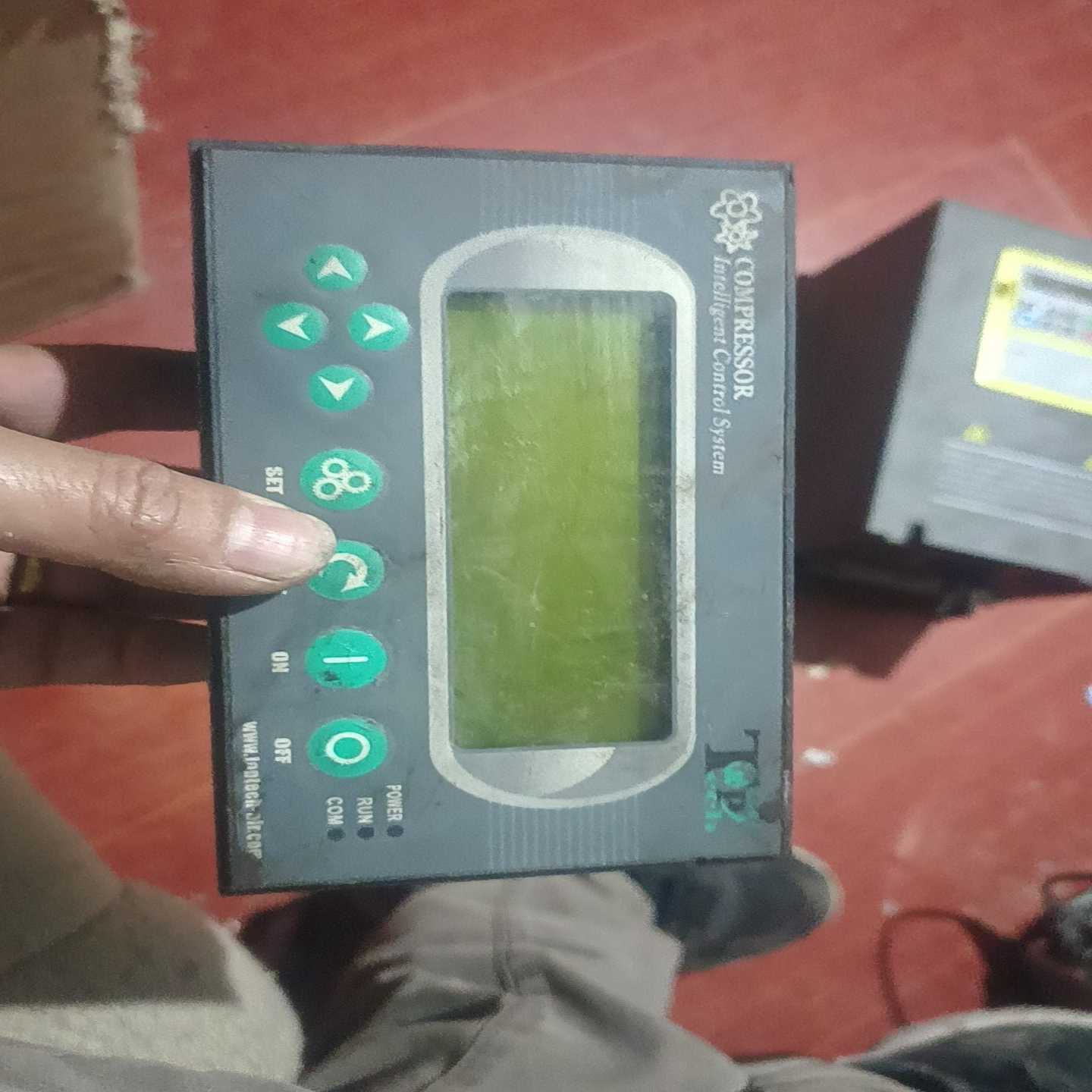 CAC-T3VF-1(009)空气压缩机控制器显示器主控器-议价