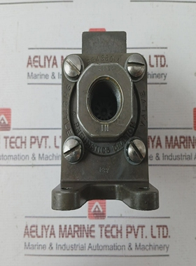 RexrothP54350-4PneumaticsDivisionShuttleValve06W17884