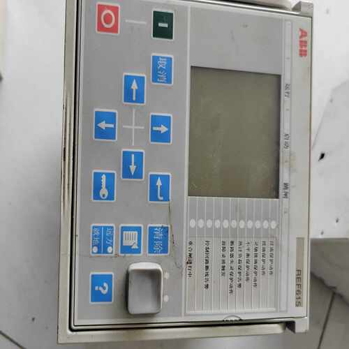 ABB综合保护器REM615C_E，型号REF615，状态良~议价