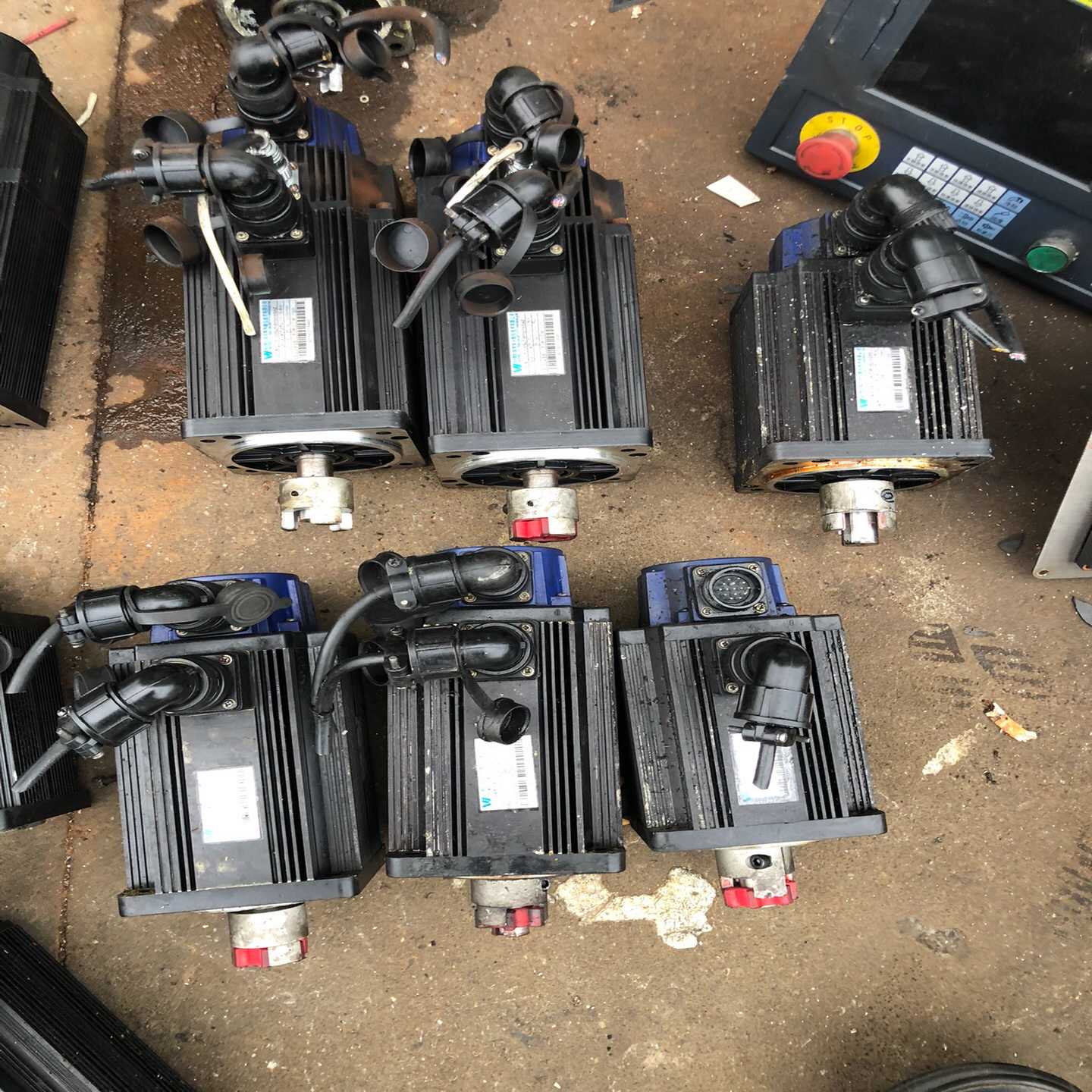 华兴伺服电机130SJT-M15015DAZ,5000线15~询价