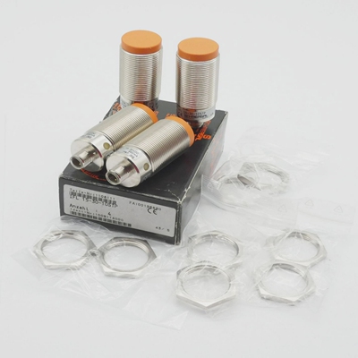 4xSchmersalIFL15-30-10STP101108111InduktiverN?herungss